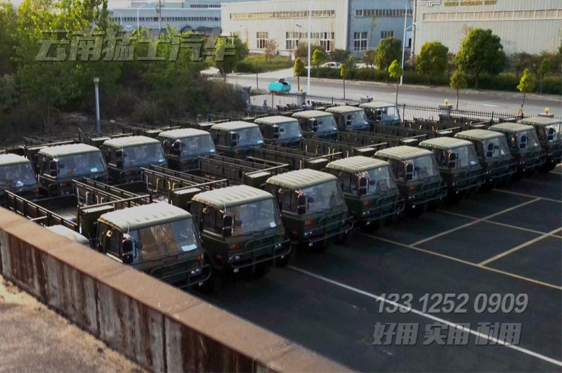 东风卡车出口,EQ2102G,东风六驱卡车,越野卡车,东风经典车型,3.5吨货车