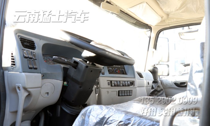 东风天锦越野车,六驱EQ2102越野卡车,六驱越野底盘,东风卡车,190马力越野卡车,卡车出口