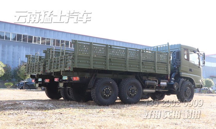 东风天锦越野车,六驱EQ2102越野卡车,六驱越野底盘,东风卡车,190马力越野卡车,卡车出口