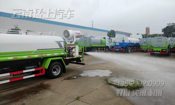 东风福瑞卡洒水车,东风轻卡洒水车,防疫消毒车,农药喷洒车,市政环卫车,绿化喷洒车,抑尘车,4*2小型环卫车