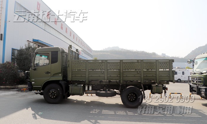 东风运兵车,4*2东风卡车,东风天锦6吨卡车,东风天锦运输车,EQ1120GA,军用越野卡车