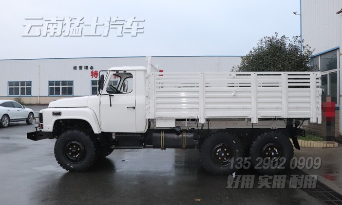 东风六驱越野车,东风尖头卡车,四驱六驱长头卡车,东风卡车出口,EQ240,6*6越野运输车