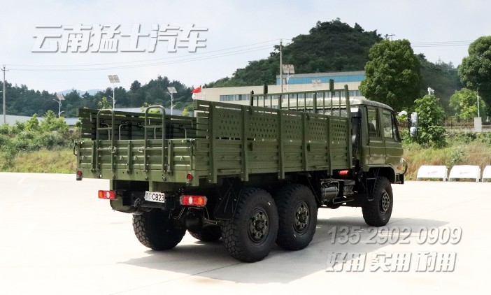 东风越野卡车,双排卡车销售,3.5吨越野卡车,EQ2102运兵车,东风四驱六驱卡车,东风卡车出口