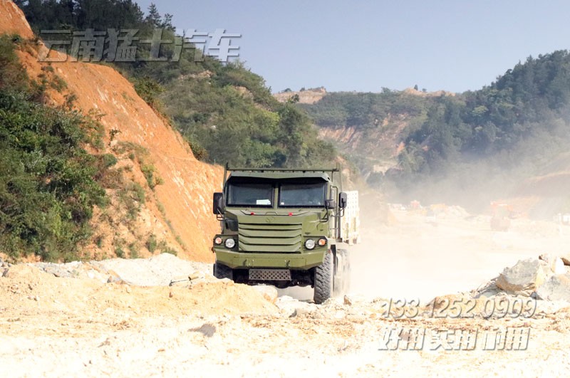 六驱装甲车,EQ2100,越野卡车,防护型卡车,底盘性能检测