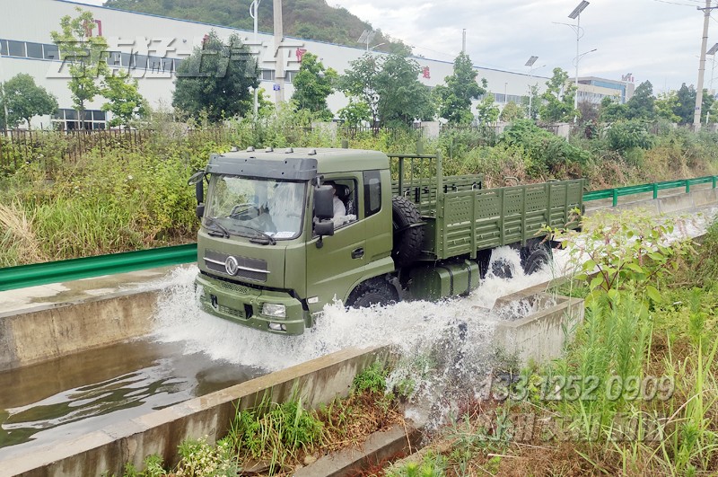 东风四驱六驱,越野卡车,东风卡车,出口卡车,东风车出口,车辆测试