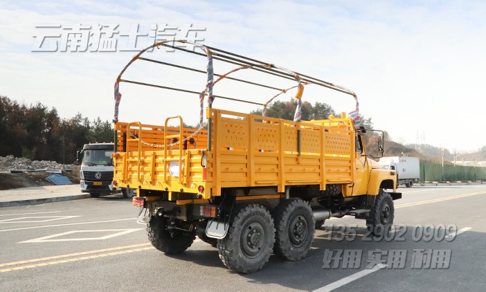 东风六驱卡车,出口型卡车,尖头载货汽车,长头越野货车,东风经典军车,二吨半卡车,军用越野车