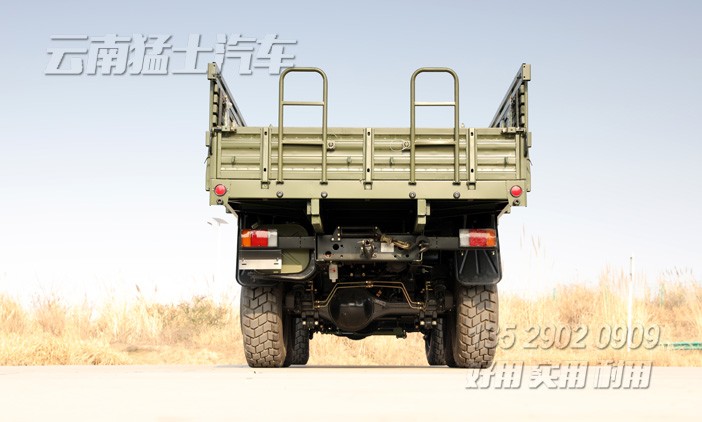 6*6运兵车,EQ2102N,双排越野卡车,东风153双排,六驱卡车配置,东风运兵车