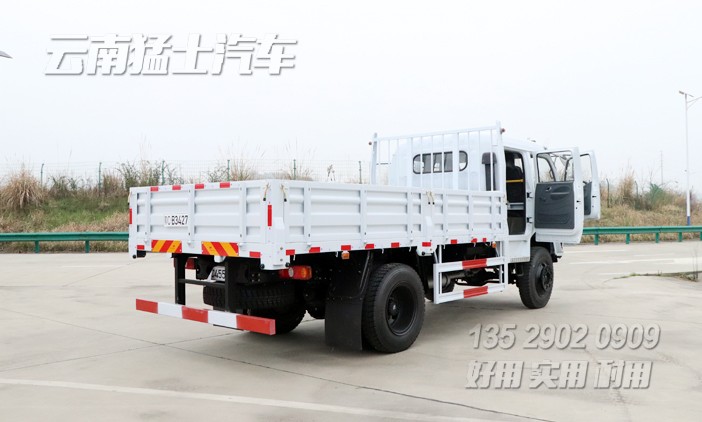 4*4东风卡车,轻型卡车,越野卡车,东风双排卡车,3吨小型卡车,货箱4.2米