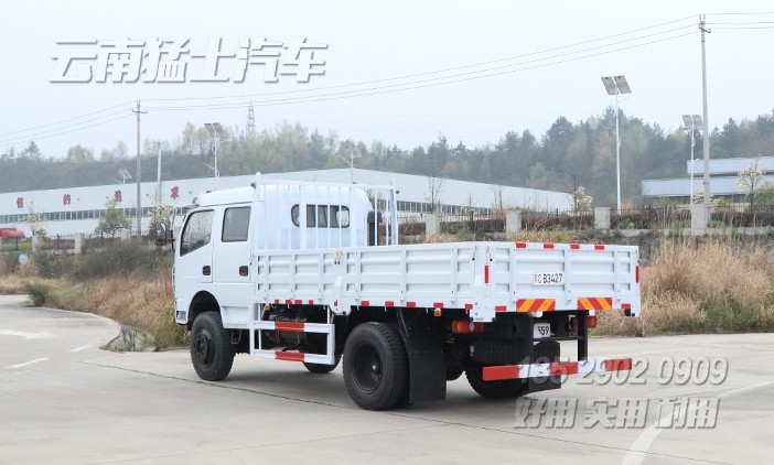 4*4东风卡车,轻型卡车,越野卡车,东风双排卡车,3吨小型卡车,货箱4.2米