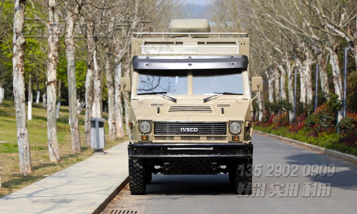 依维柯2046,越野型旅居房车,移动办公车,房车定制改装,户外办公室