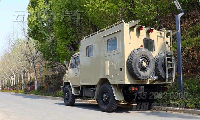 依维柯2046,越野型旅居房车,移动办公车,房车定制改装,户外办公室