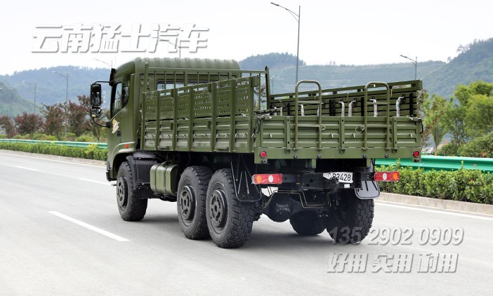 8吨越野卡车,6×6出口卡车,260马力卡车,东风越野专用车,详细配置参数