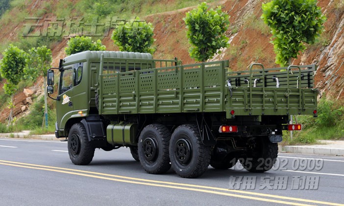 六驱平头卡车,高性价比卡车,4米8货箱卡车,越野型货车,东风卡车销售