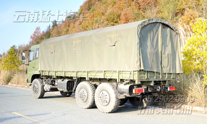 国五运兵车,出口型运兵车,EQ2130GA,东风6x6卡车,六驱柴油货车