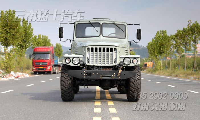 EQ2100E6D,6x6越野底盘,210马力尖头卡车,东风经典底盘,专用车出口,专用车改装