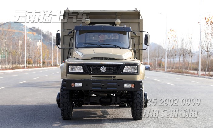 东风四驱尖头,8吨载货车,240马力越野卡车,中型货车,两桥全驱卡车