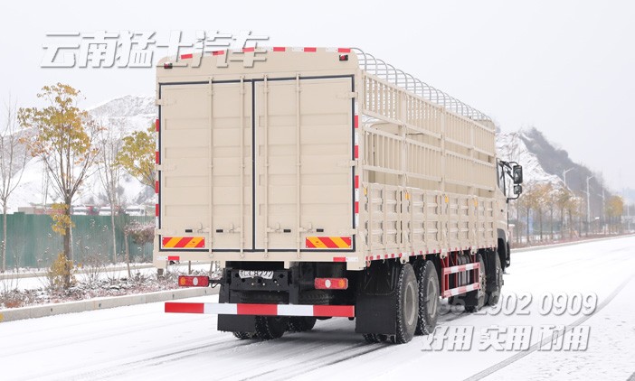 围栏畜牧车,果蔬运输车,12米重型货车,420马力仓栅车,四桥卡车,东风后八轮